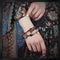 Armbänder