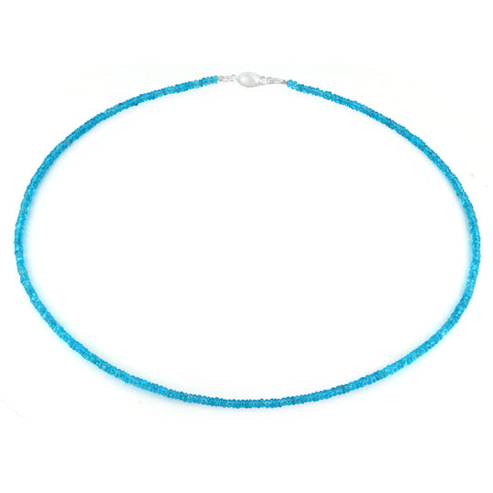 Facettierte Apatit Kette mit Tonnenschloss in der Länge 45 cm