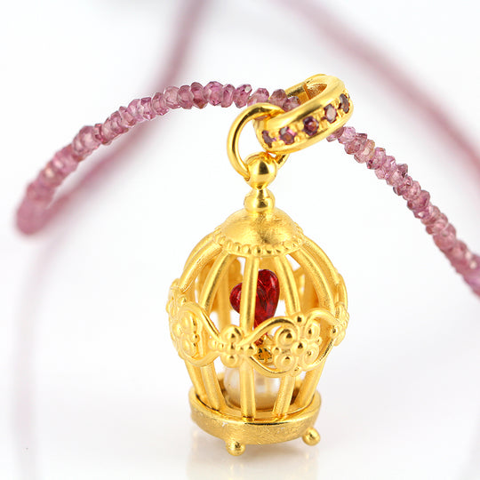 Von kleinen Unfreiheiten kleiner Herz Käfig Anhänger mit Klappöse Rhodolithpavée und Brandlack