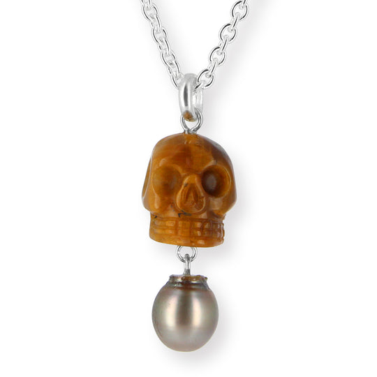 Skull Anhänger aus Tigerauge mit Silberöse und Tahitiperle Limited Edition