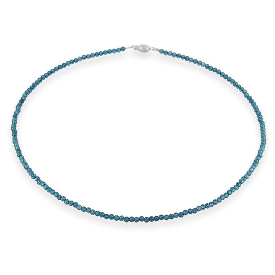 Facettierte London Blue Topas Kette mit Tonnenschloss in der Länge 45 cm