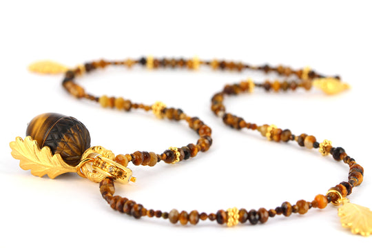 Waldperlchen Waida Eichel aus Tigerauge inklusive Klappöse mit Citrinpavée und Kette in der Länge 45 cm-EINZELSTÜCK