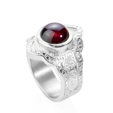 Little Secret mittlerer Ring mit Granat Cabochon