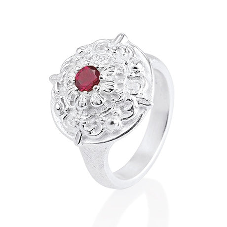 Queen Lisbeth kleiner Ornament Ring mit facettiertem Rhodolith