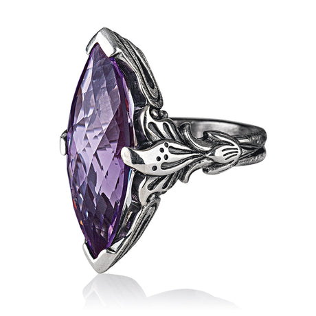 La Belle Epoque großer Ring mit Amethystnavette