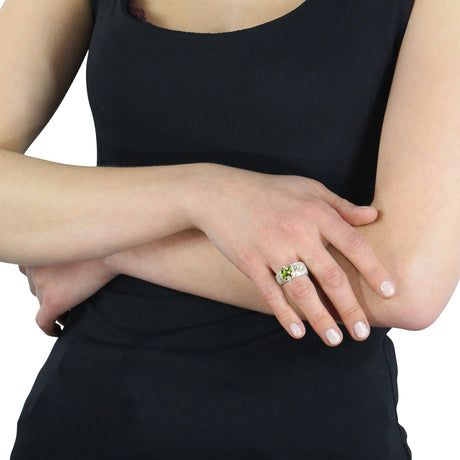 Giftpfeilfroschkönig kleiner Ring mit grünem Frosch und Süßwasserperle