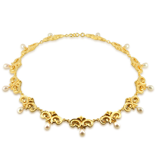 Breakfast at T Collier mit Süßwasserperlen