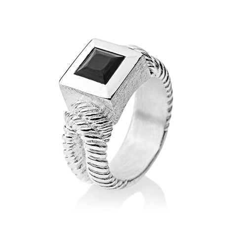 Heimathafen kleiner Bandring in Taustruktur mit facettiertem Onyx