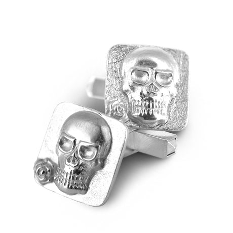 Heimathafen Manschettenknöpfe mit Totenkopfmotiv