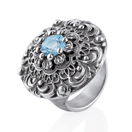 Queen Lisbeth großer Ornament Ring mit Topas.