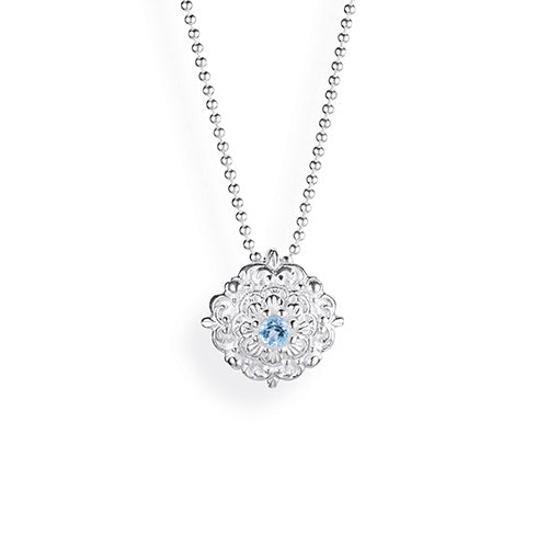 Queen Lisbeth kleiner Ornament Anhänger mit facettiertem Topas