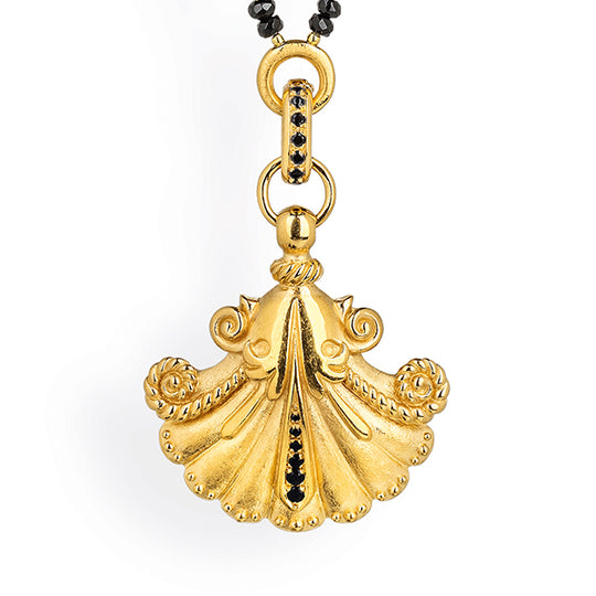 Strandgut großer Muschel Anhänger mit Onyxpavée und Klappöse