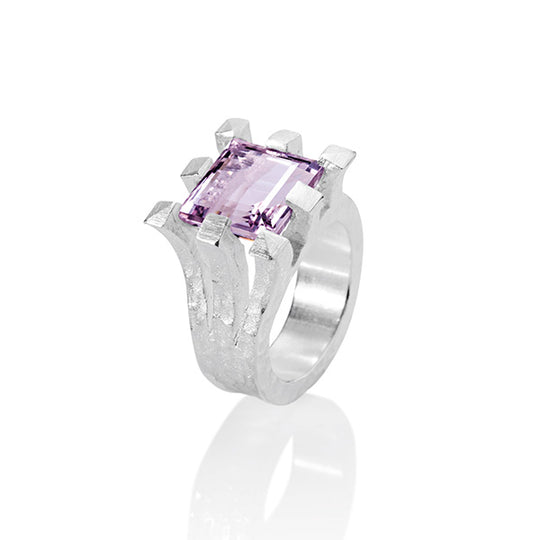 Burgen kleiner Ring mit Amethyst