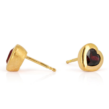 Heartbreaker Stone kleine Ohrstecker mit Granat