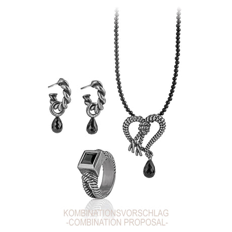 Heimathafen kleiner Bandring in Taustruktur mit facettiertem Onyx