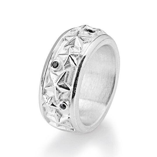 Sternenglanz & Schattentanz kleiner Sternen Ring mit Onyx