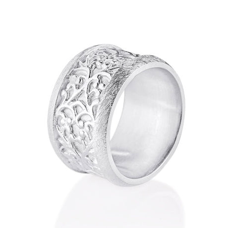 Arsen und Spitzenhäubchen Bandring mit Ornament