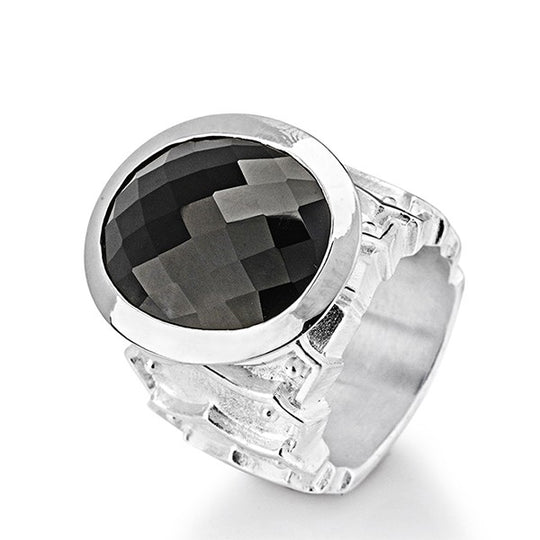 Sternenglanz & Schattentanz großer Rüstungsring mit facettiertem Onyx