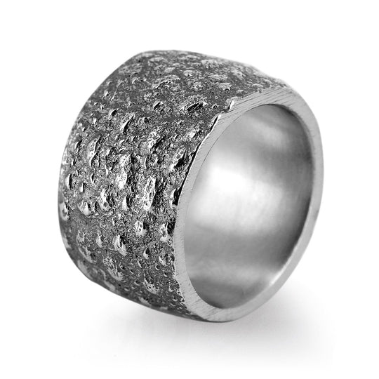 Tierisch Schöne Ringe großer Bandring mit Echsenhaut Struktur