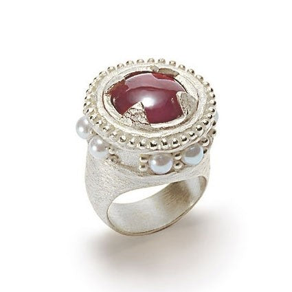 Papst Pius großer Ring mit Granat und Süßwasserperle
